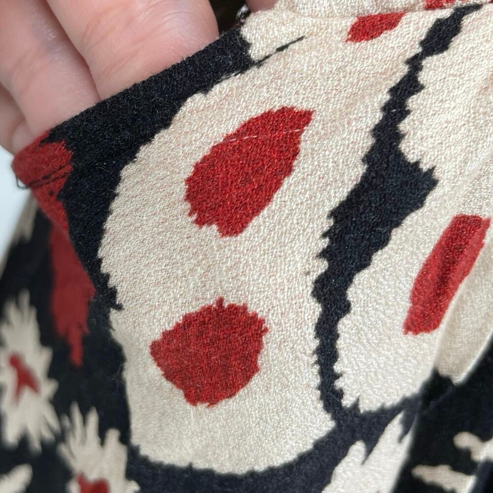 Farm Rio Maxi Dress Red White Black Medallion Long Sleeve V Neck Size XS / P - Picture 13 of 13